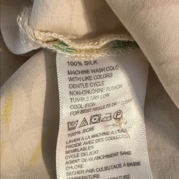 Tommy Bahama Cream Shirt with Multicolor Leaf Pattern 100% SILK - Picture 8 of 10